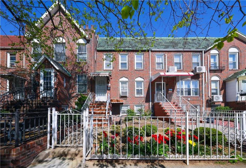 1945 29th Street, Brooklyn, New York 11229, 3 Bedrooms Bedrooms, ,3 BathroomsBathrooms,Residential,For Sale,29th,492189