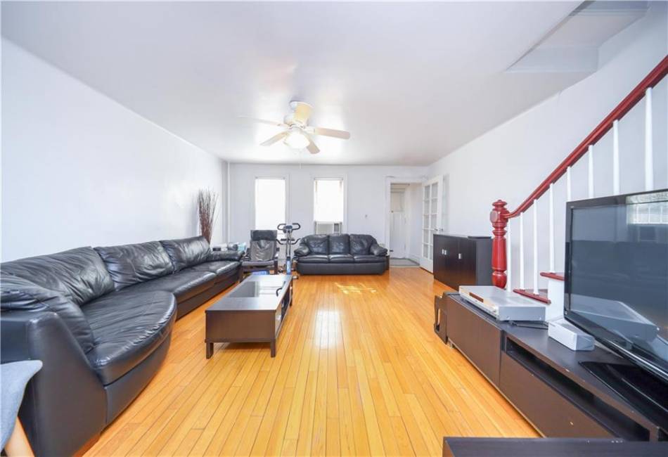 1945 29th Street, Brooklyn, New York 11229, 3 Bedrooms Bedrooms, ,3 BathroomsBathrooms,Residential,For Sale,29th,492189