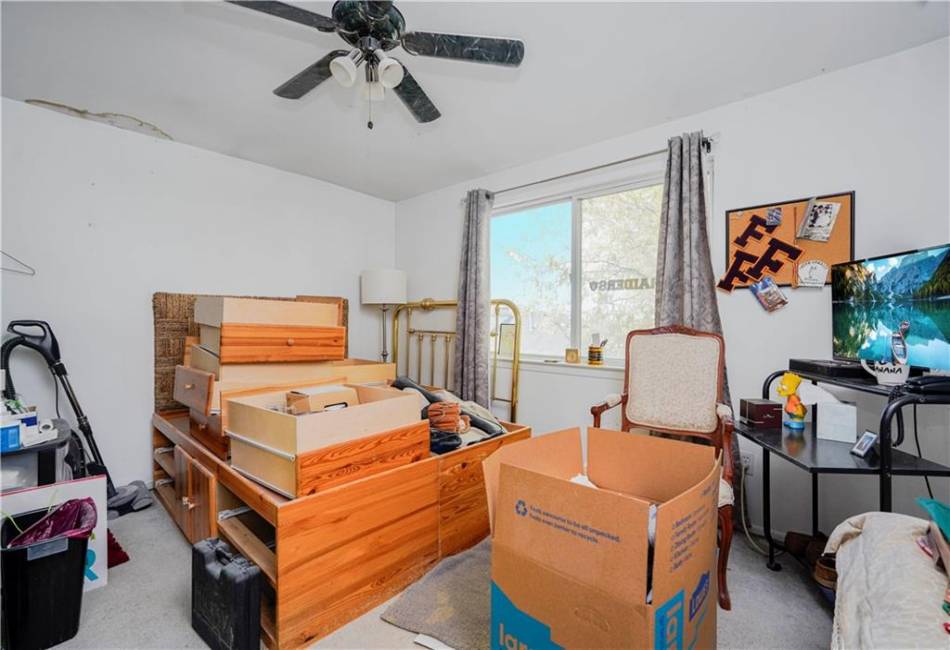 102 Lorraine Loop, Staten Island, New York 10309, 3 Bedrooms Bedrooms, ,2 BathroomsBathrooms,Residential,For Sale,Lorraine,492216