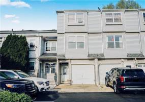 102 Lorraine Loop, Staten Island, New York 10309, 3 Bedrooms Bedrooms, ,2 BathroomsBathrooms,Residential,For Sale,Lorraine,492216