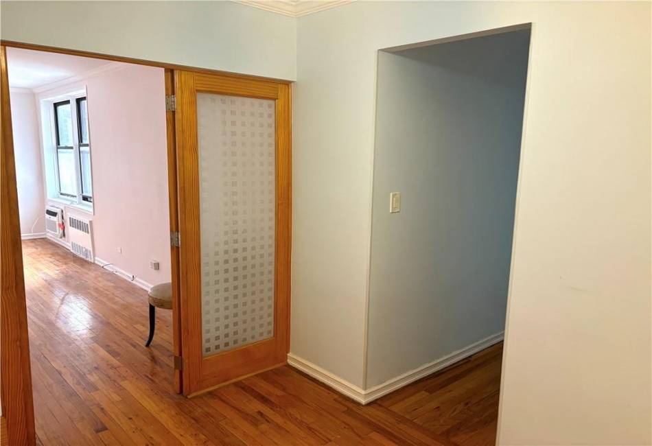 3101 Ocean Parkway, Brooklyn, New York 11235, 1 Bedroom Bedrooms, ,1 BathroomBathrooms,Residential,For Sale,Ocean,492248
