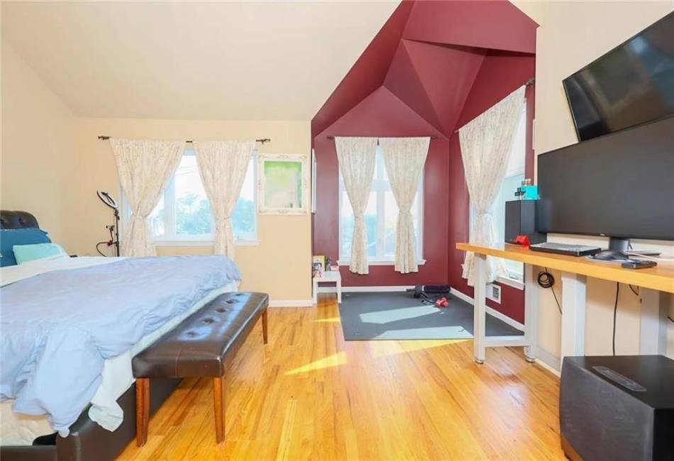 14 Colon Avenue, Staten Island, New York 10308, 4 Bedrooms Bedrooms, ,4 BathroomsBathrooms,Residential,For Sale,Colon,492252