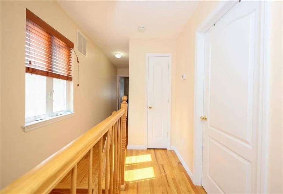 14 Colon Avenue, Staten Island, New York 10308, 4 Bedrooms Bedrooms, ,4 BathroomsBathrooms,Residential,For Sale,Colon,492252