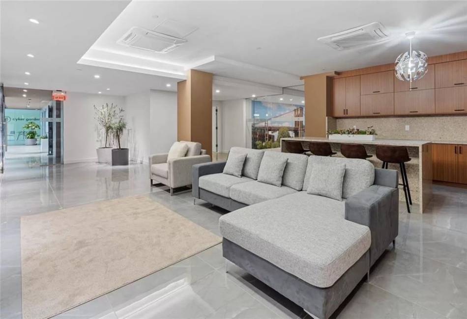 1238 63rd Street, Brooklyn, New York 11219, 2 Bedrooms Bedrooms, ,2 BathroomsBathrooms,Rental,For Sale,63rd,492254