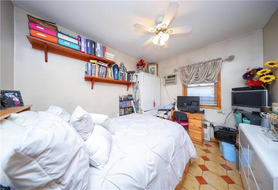 1464 5th Street, Brooklyn, New York 11204, 6 Bedrooms Bedrooms, ,3 BathroomsBathrooms,Residential,For Sale,5th,492263