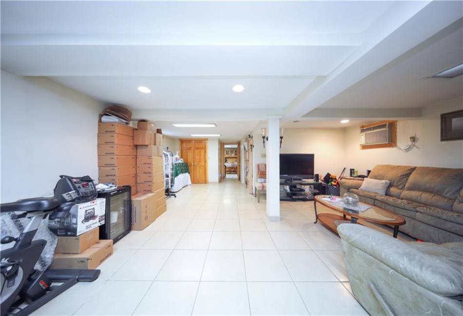1464 5th Street, Brooklyn, New York 11204, 6 Bedrooms Bedrooms, ,3 BathroomsBathrooms,Residential,For Sale,5th,492263