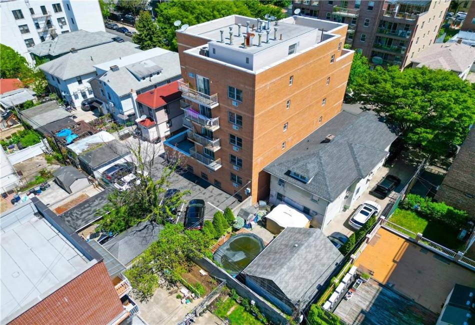1464 5th Street, Brooklyn, New York 11204, 6 Bedrooms Bedrooms, ,3 BathroomsBathrooms,Residential,For Sale,5th,492263