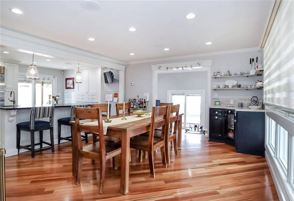 239 Sycamore Street, Staten Island, New York 10312, 5 Bedrooms Bedrooms, ,3 BathroomsBathrooms,Residential,For Sale,Sycamore,492247