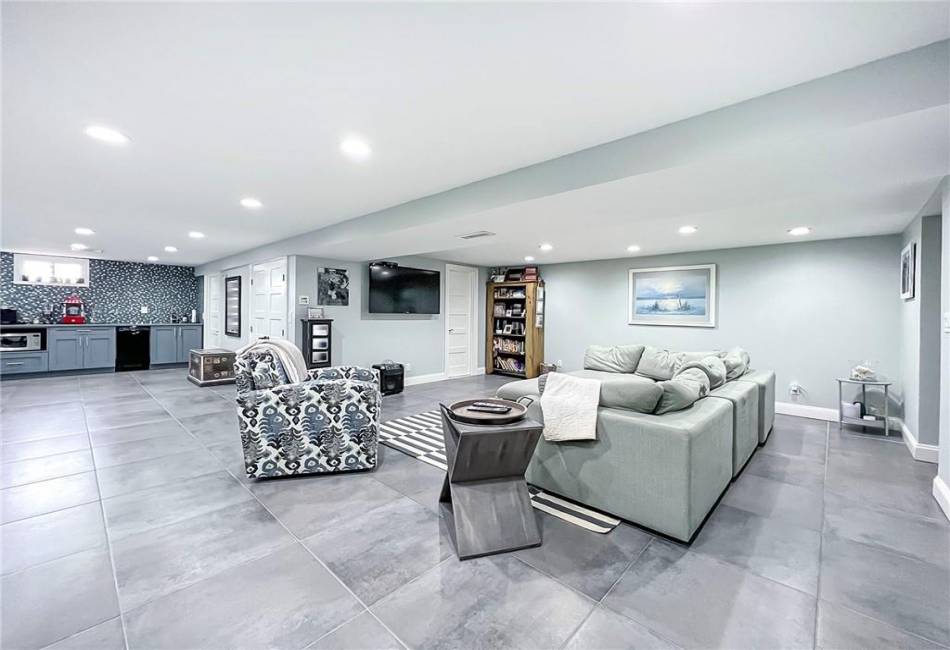 239 Sycamore Street, Staten Island, New York 10312, 5 Bedrooms Bedrooms, ,3 BathroomsBathrooms,Residential,For Sale,Sycamore,492247