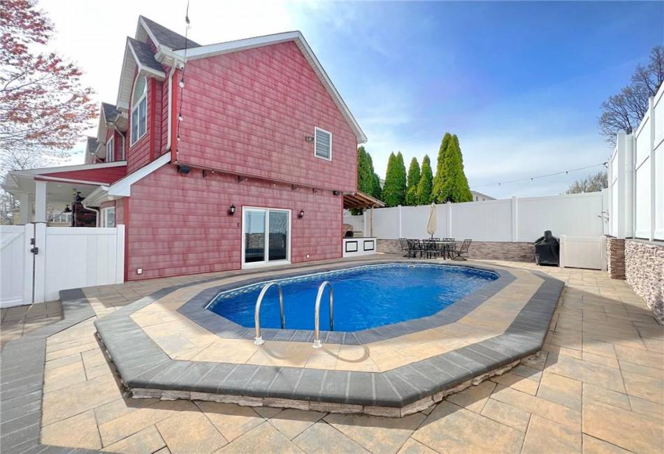 239 Sycamore Street, Staten Island, New York 10312, 5 Bedrooms Bedrooms, ,3 BathroomsBathrooms,Residential,For Sale,Sycamore,492247