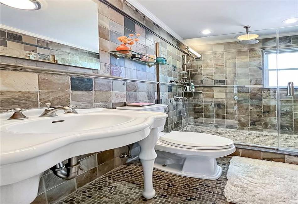239 Sycamore Street, Staten Island, New York 10312, 5 Bedrooms Bedrooms, ,3 BathroomsBathrooms,Residential,For Sale,Sycamore,492247