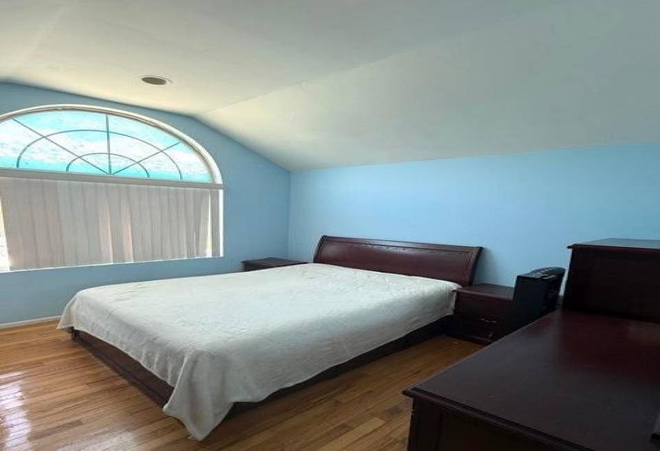 87 Steuben Street, Staten Island, New York 10304, 3 Bedrooms Bedrooms, ,3 BathroomsBathrooms,Residential,For Sale,Steuben,492251