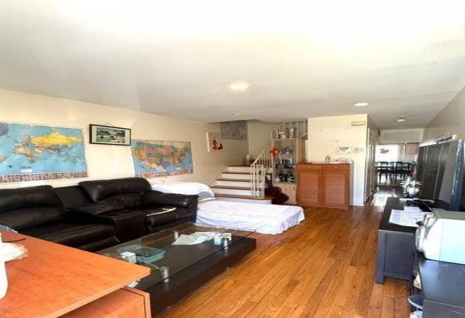 87 Steuben Street, Staten Island, New York 10304, 3 Bedrooms Bedrooms, ,3 BathroomsBathrooms,Residential,For Sale,Steuben,492251