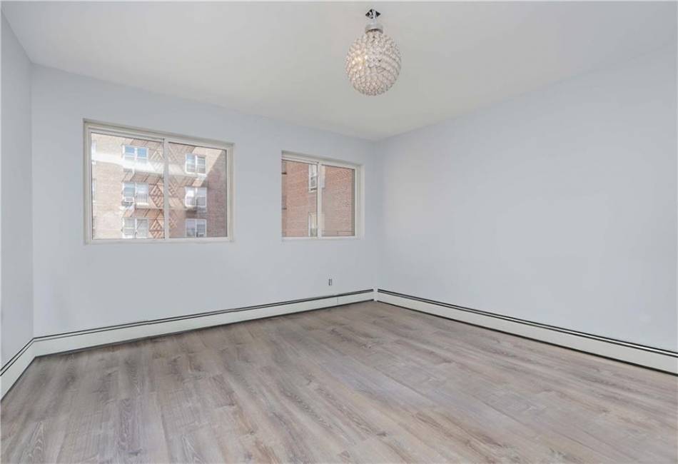 3225 Shore Parkway, Brooklyn, New York 11235, 2 Bedrooms Bedrooms, ,1 BathroomBathrooms,Residential,For Sale,Shore,492273