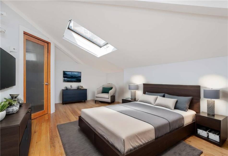 3225 Shore Parkway, Brooklyn, New York 11235, 2 Bedrooms Bedrooms, ,1 BathroomBathrooms,Residential,For Sale,Shore,492273
