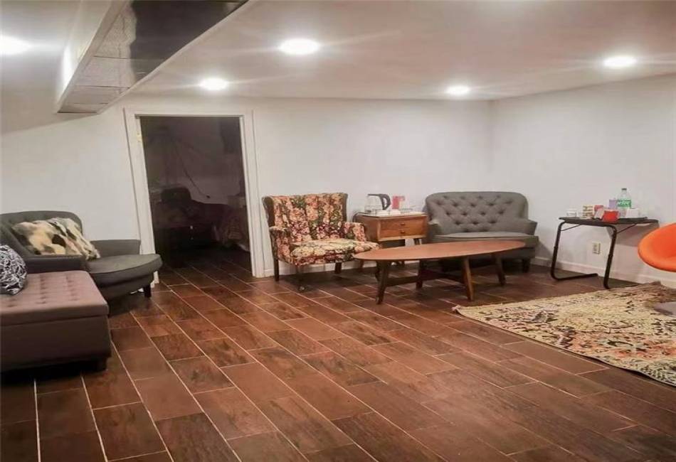 2070 Ford Street, Brooklyn, New York 11229, 3 Bedrooms Bedrooms, ,2 BathroomsBathrooms,Residential,For Sale,Ford,492278