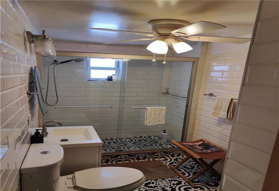 2070 Ford Street, Brooklyn, New York 11229, 3 Bedrooms Bedrooms, ,2 BathroomsBathrooms,Residential,For Sale,Ford,492278