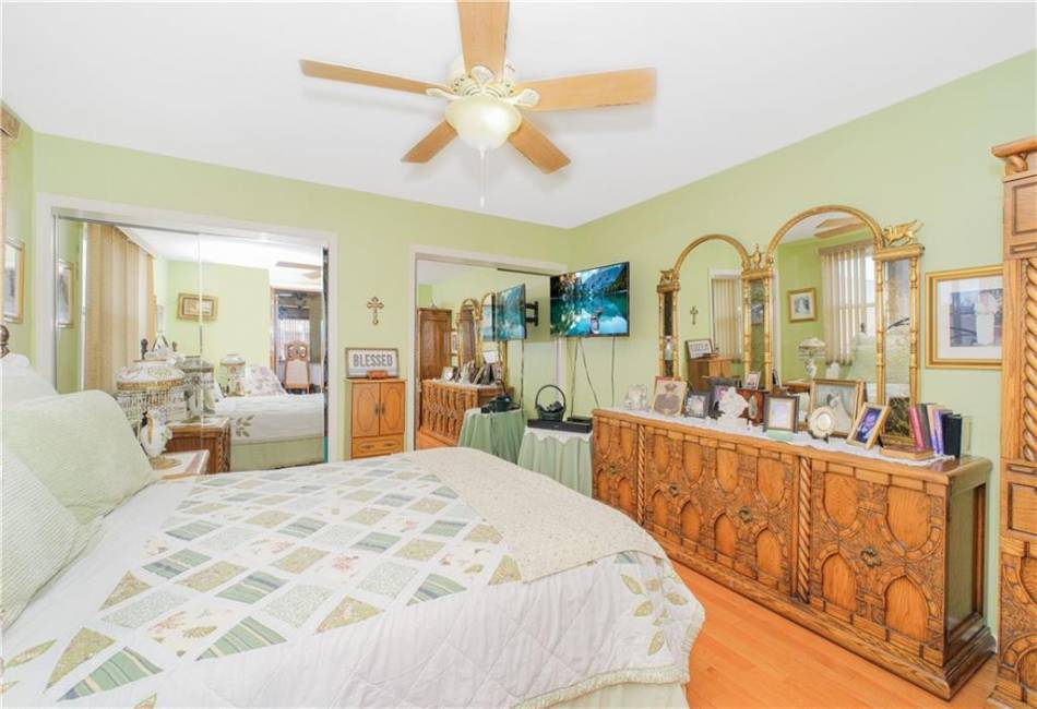 2502 84th Street, Brooklyn, New York 11214, 8 Bedrooms Bedrooms, ,3 BathroomsBathrooms,Residential,For Sale,84th,492270