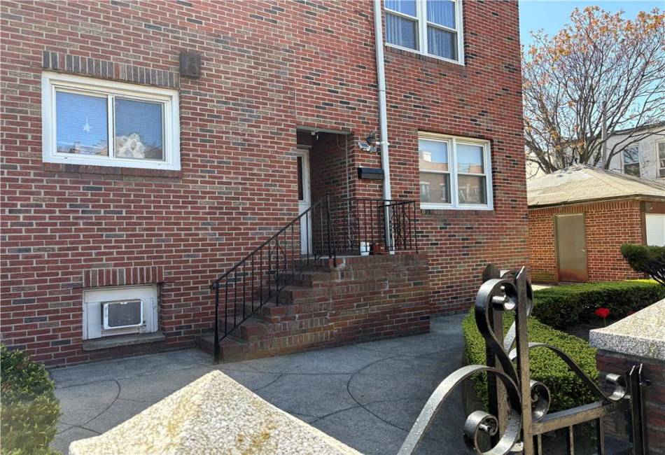 2502 84th Street, Brooklyn, New York 11214, 8 Bedrooms Bedrooms, ,3 BathroomsBathrooms,Residential,For Sale,84th,492270