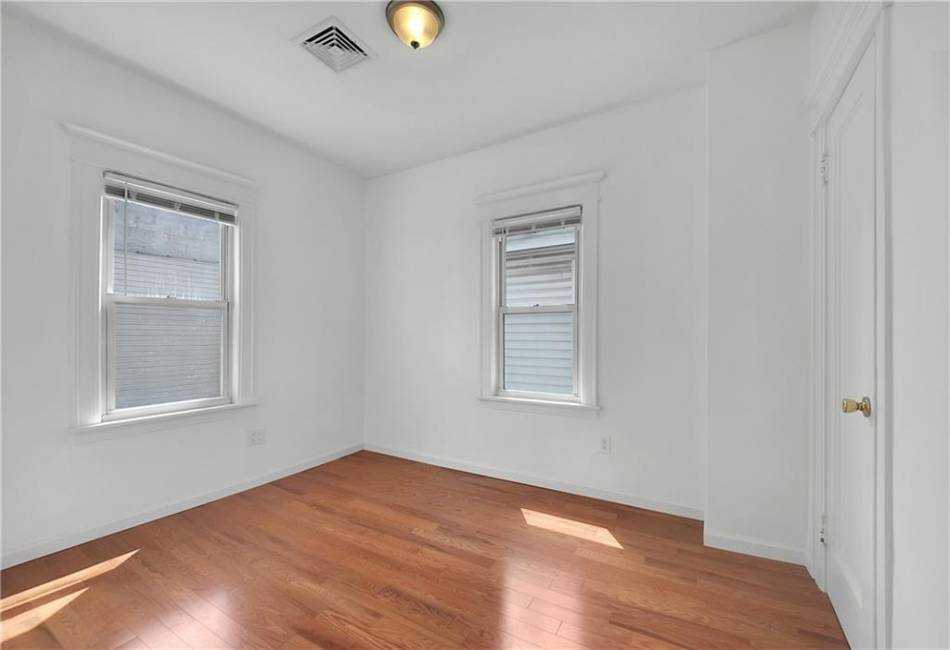394 Linden Boulevard, Brooklyn, New York 11203, 4 Bedrooms Bedrooms, ,2 BathroomsBathrooms,Residential,For Sale,Linden,492289