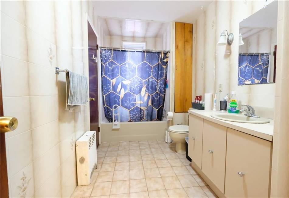 8666 24th Avenue, Brooklyn, New York 11214, 16 Bedrooms Bedrooms, ,3 BathroomsBathrooms,Residential,For Sale,24th,492293