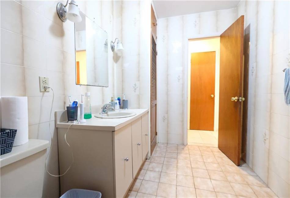 8666 24th Avenue, Brooklyn, New York 11214, 16 Bedrooms Bedrooms, ,3 BathroomsBathrooms,Residential,For Sale,24th,492293