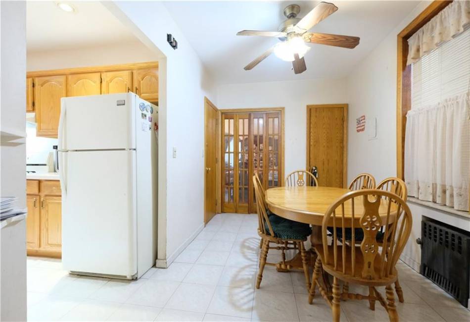8666 24th Avenue, Brooklyn, New York 11214, 16 Bedrooms Bedrooms, ,3 BathroomsBathrooms,Residential,For Sale,24th,492293