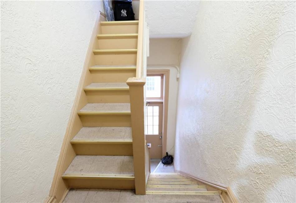 8666 24th Avenue, Brooklyn, New York 11214, 16 Bedrooms Bedrooms, ,3 BathroomsBathrooms,Residential,For Sale,24th,492293