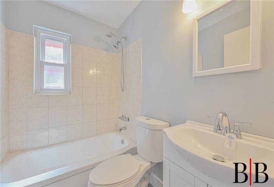1265 92nd Street, Brooklyn, New York 11236, 4 Bedrooms Bedrooms, ,3 BathroomsBathrooms,Residential,For Sale,92nd,492294