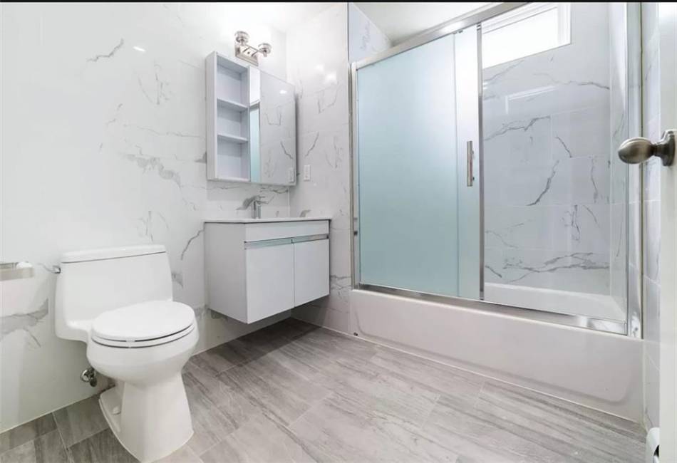 2503 Ocean Avenue, Brooklyn, New York 11229, 2 Bedrooms Bedrooms, ,2 BathroomsBathrooms,Residential,For Sale,Ocean,492295