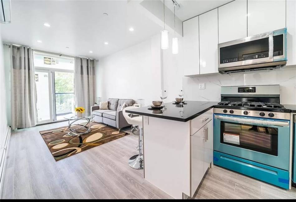 2503 Ocean Avenue, Brooklyn, New York 11229, 2 Bedrooms Bedrooms, ,2 BathroomsBathrooms,Residential,For Sale,Ocean,492295