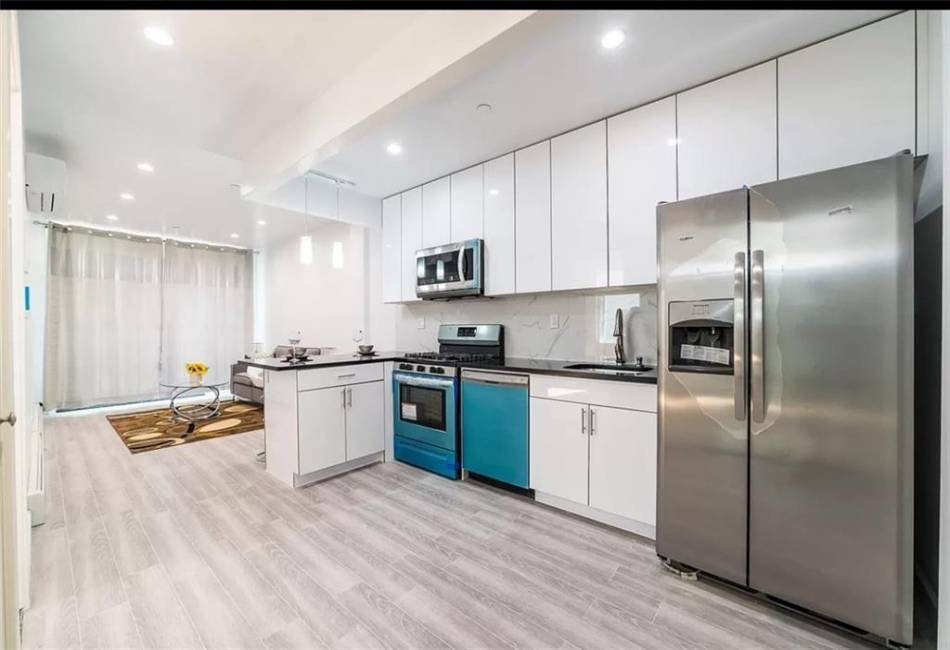 2503 Ocean Avenue, Brooklyn, New York 11229, 2 Bedrooms Bedrooms, ,2 BathroomsBathrooms,Residential,For Sale,Ocean,492295