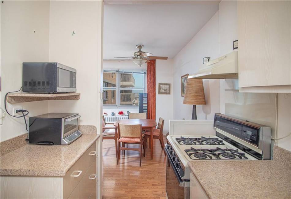448 Neptune Avenue, Brooklyn, New York 11224, 1 Bedroom Bedrooms, ,1 BathroomBathrooms,Residential,For Sale,Neptune,492297