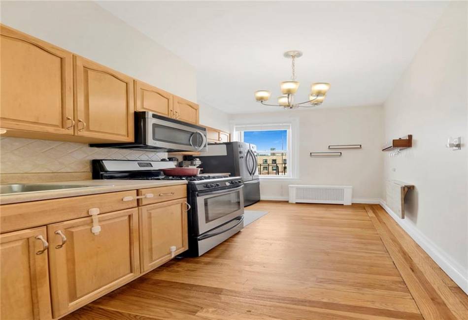 7201 4th Avenue, Brooklyn, New York 11209, 1 Bedroom Bedrooms, ,1 BathroomBathrooms,Residential,For Sale,4th,492300