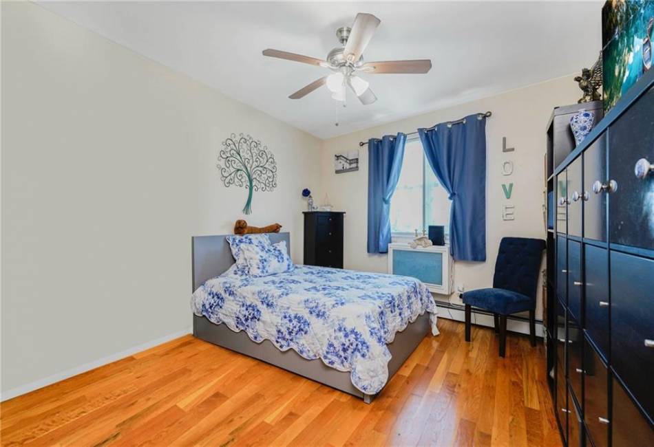 2695 Shell Road, Brooklyn, New York 11223, 2 Bedrooms Bedrooms, ,2 BathroomsBathrooms,Residential,For Sale,Shell,492304