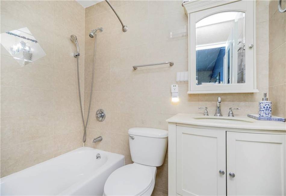 2695 Shell Road, Brooklyn, New York 11223, 2 Bedrooms Bedrooms, ,2 BathroomsBathrooms,Residential,For Sale,Shell,492304