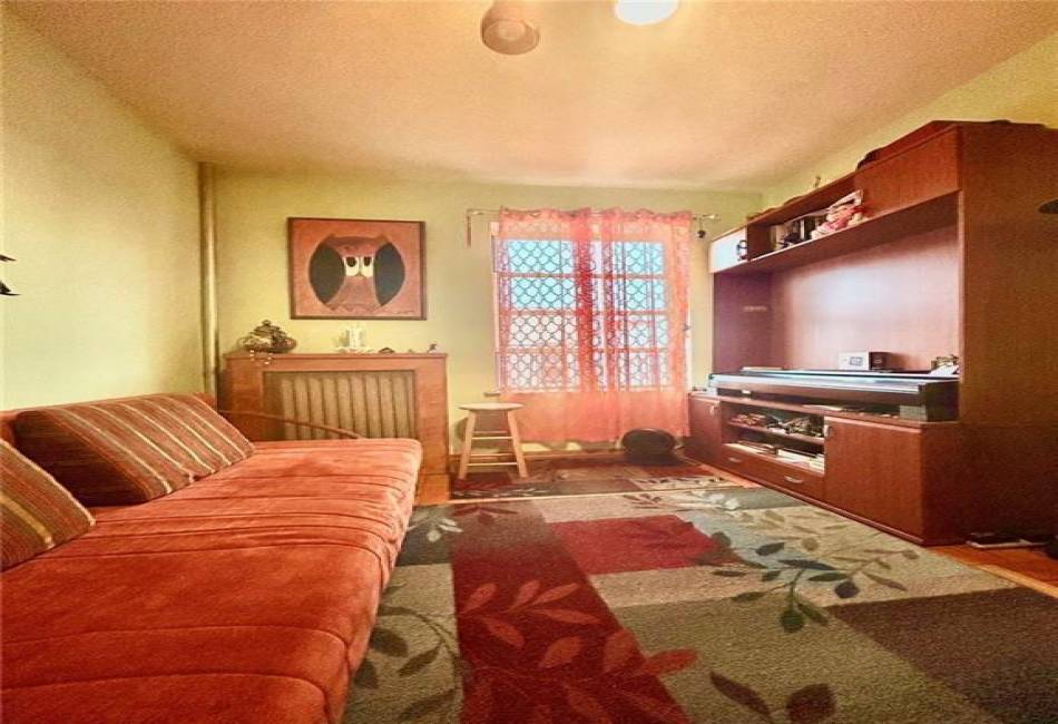 1967 65th Street, Brooklyn, New York 11204, 1 Bedroom Bedrooms, ,1 BathroomBathrooms,Residential,For Sale,65th,492308