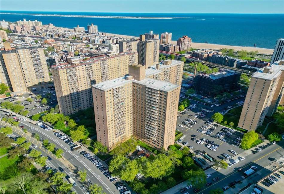 440 Neptune Avenue, Brooklyn, New York 11224, 1 Bedroom Bedrooms, ,1 BathroomBathrooms,Residential,For Sale,Neptune,492310