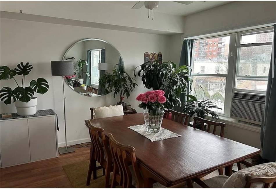 3626 Bayview Avenue, Brooklyn, New York 11224, 4 Bedrooms Bedrooms, ,2 BathroomsBathrooms,Residential,For Sale,Bayview,492312