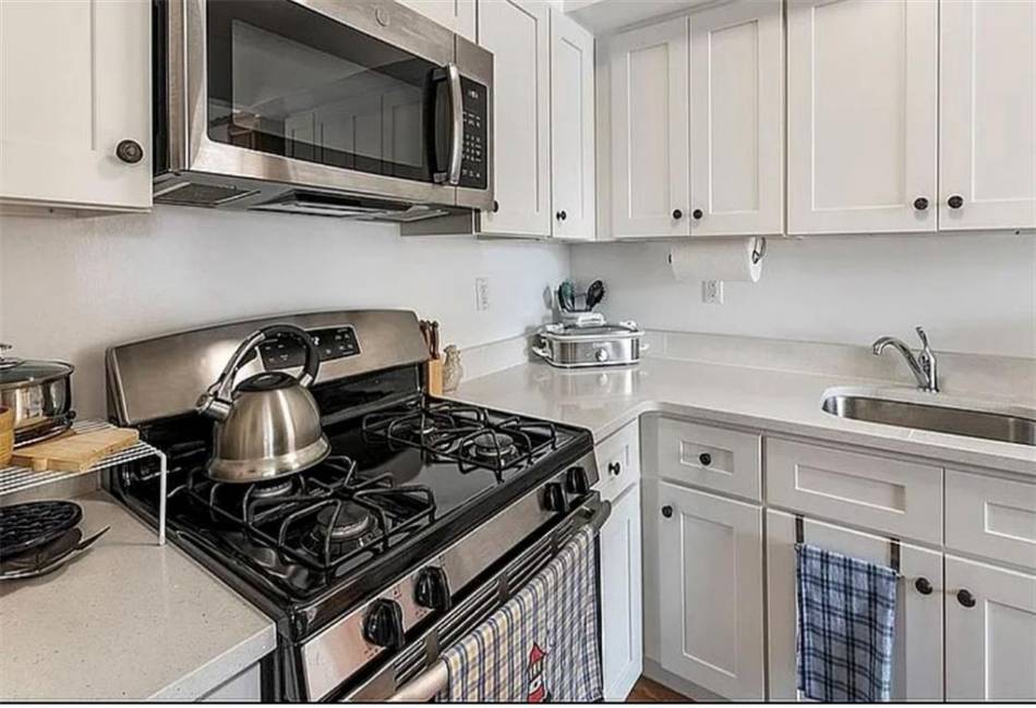 3626 Bayview Avenue, Brooklyn, New York 11224, 4 Bedrooms Bedrooms, ,2 BathroomsBathrooms,Residential,For Sale,Bayview,492312