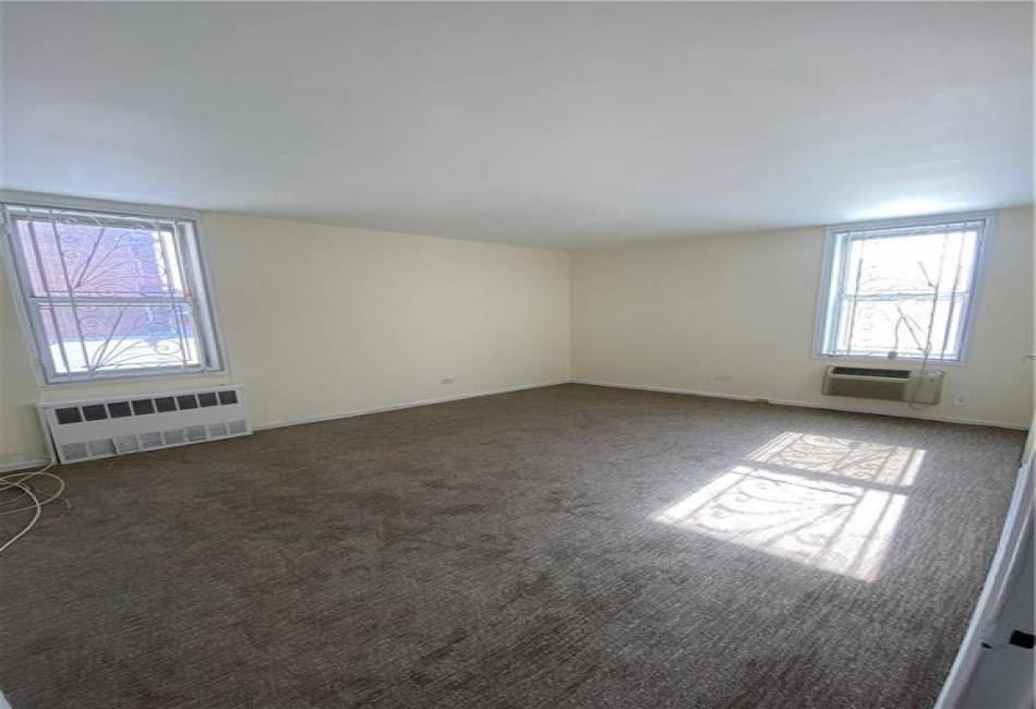 735 Avenue W, Brooklyn, New York 11223, 1 Bedroom Bedrooms, ,1 BathroomBathrooms,Residential,For Sale,Avenue W,492317