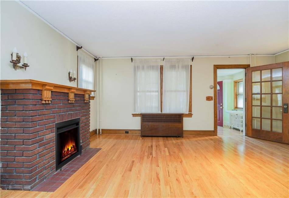 185 Utter Avenue, Staten Island, New York 10314, 3 Bedrooms Bedrooms, ,1 BathroomBathrooms,Residential,For Sale,Utter,485739