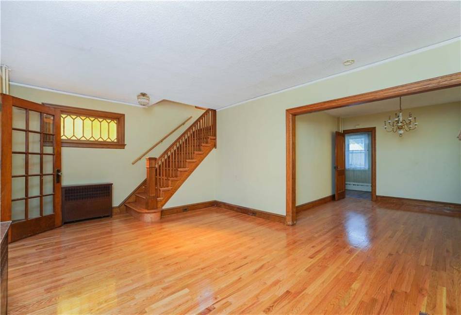 185 Utter Avenue, Staten Island, New York 10314, 3 Bedrooms Bedrooms, ,1 BathroomBathrooms,Residential,For Sale,Utter,485739