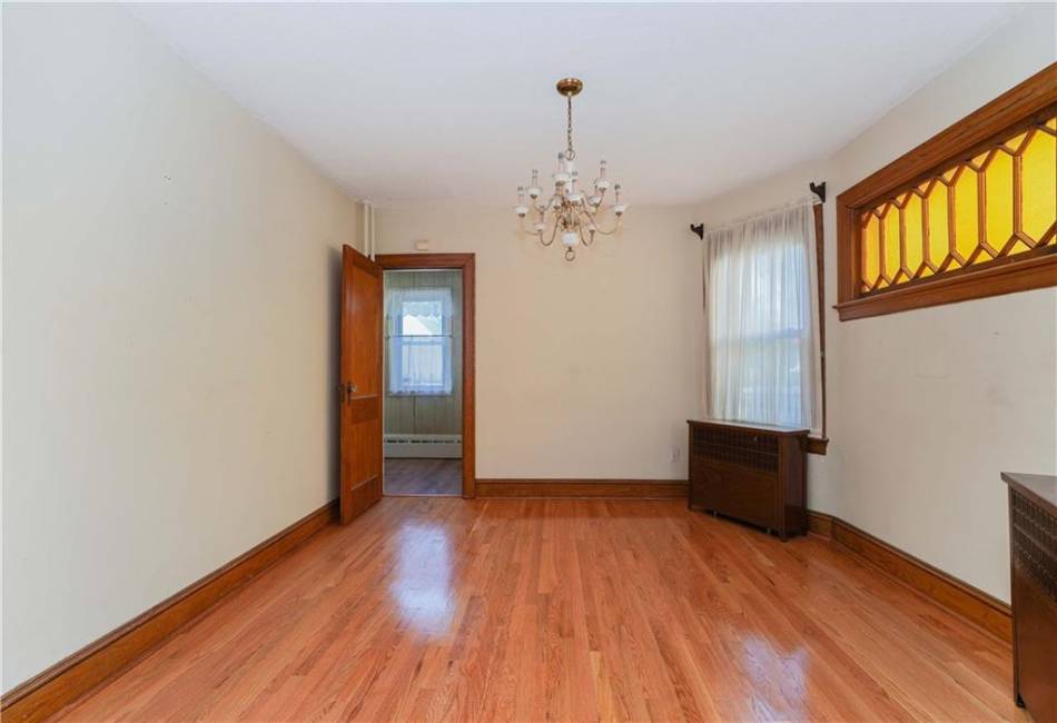 185 Utter Avenue, Staten Island, New York 10314, 3 Bedrooms Bedrooms, ,1 BathroomBathrooms,Residential,For Sale,Utter,485739