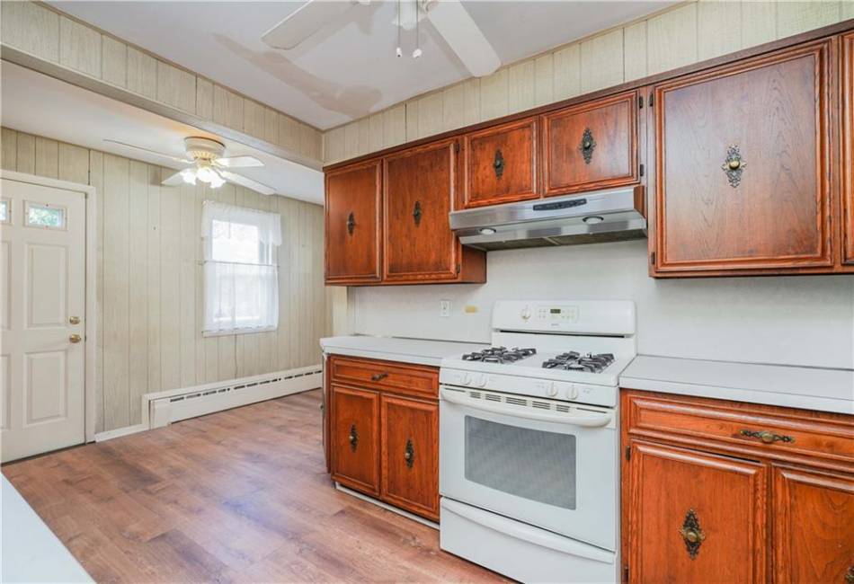 185 Utter Avenue, Staten Island, New York 10314, 3 Bedrooms Bedrooms, ,1 BathroomBathrooms,Residential,For Sale,Utter,485739