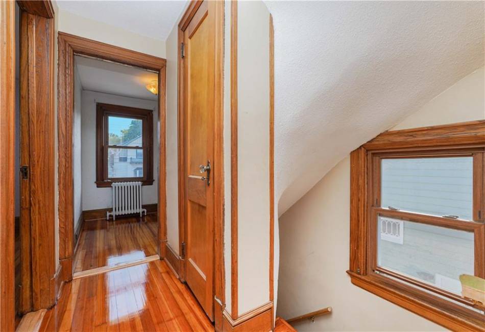 185 Utter Avenue, Staten Island, New York 10314, 3 Bedrooms Bedrooms, ,1 BathroomBathrooms,Residential,For Sale,Utter,485739
