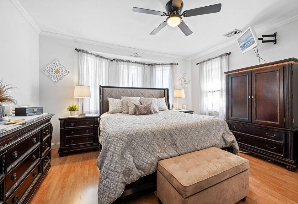 1142 Bay Ridge Parkway, Brooklyn, New York 11228, 3 Bedrooms Bedrooms, ,3 BathroomsBathrooms,Residential,For Sale,Bay Ridge,492233