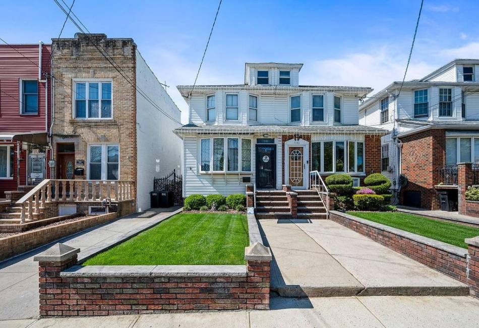 1142 Bay Ridge Parkway, Brooklyn, New York 11228, 3 Bedrooms Bedrooms, ,3 BathroomsBathrooms,Residential,For Sale,Bay Ridge,492233