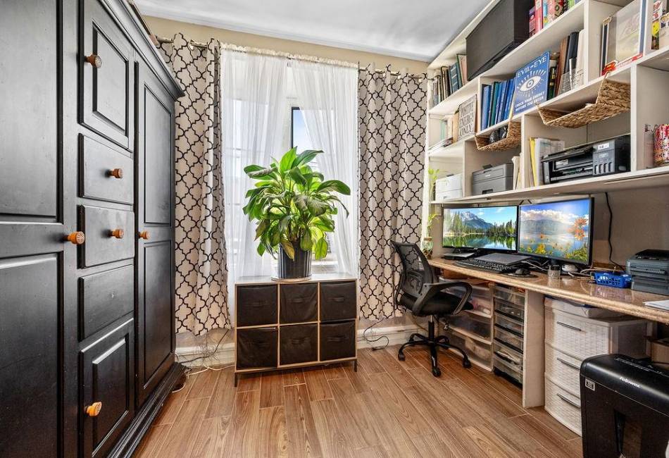 1142 Bay Ridge Parkway, Brooklyn, New York 11228, 3 Bedrooms Bedrooms, ,3 BathroomsBathrooms,Residential,For Sale,Bay Ridge,492233