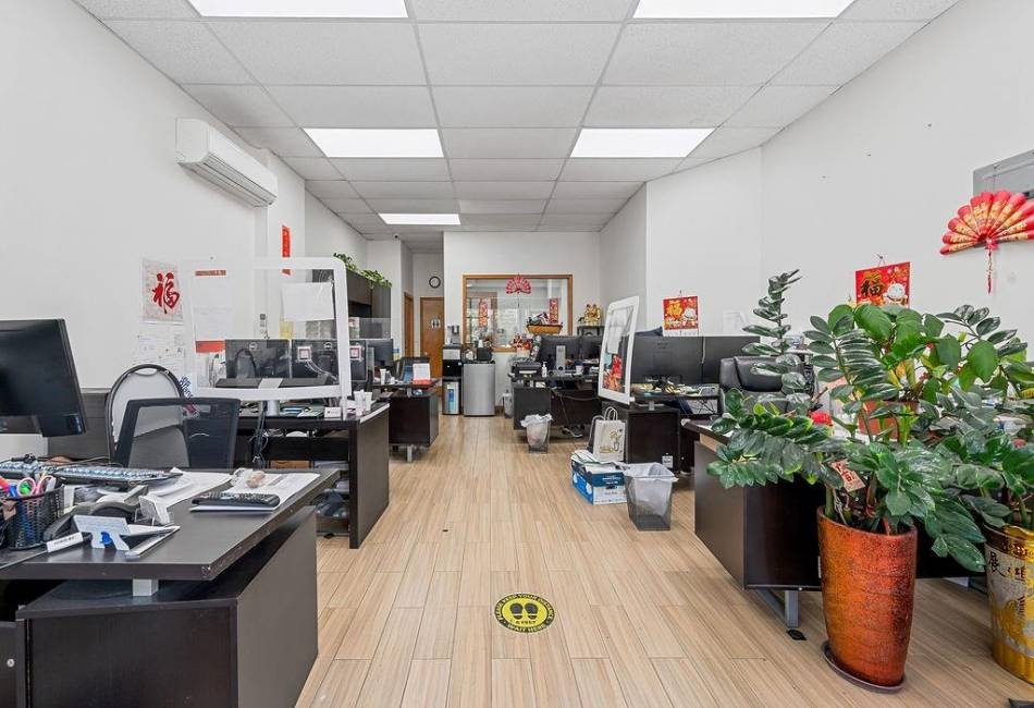 2343 Bath Avenue, Brooklyn, New York 11214, ,Mixed Use,For Sale,Bath,492256